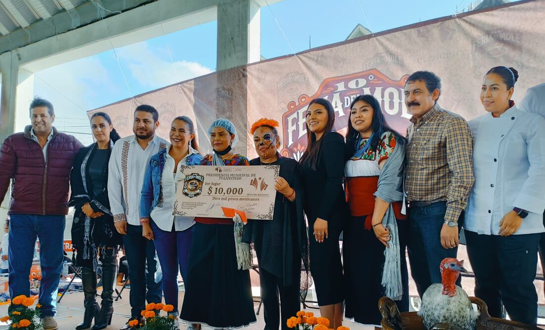 Feria del Mole en la comunidad indígena de Santa Ana Hueytlalpan 2024