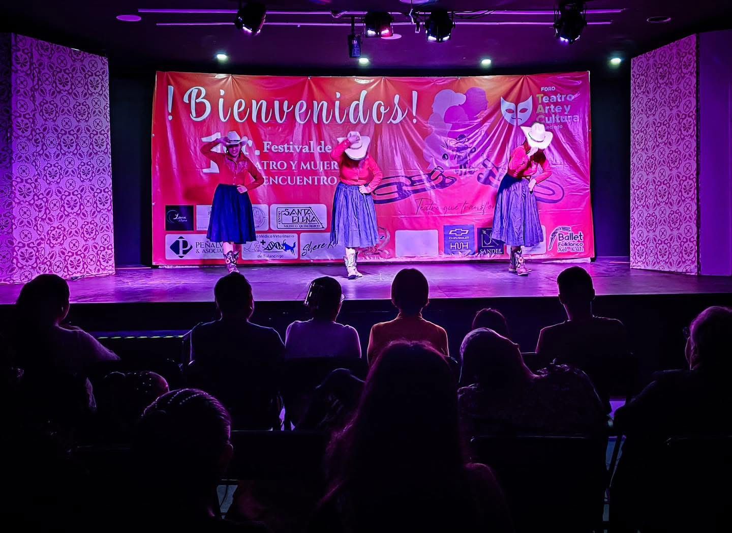 Festival de Arte, Teatro, y Mujer: un encuentro